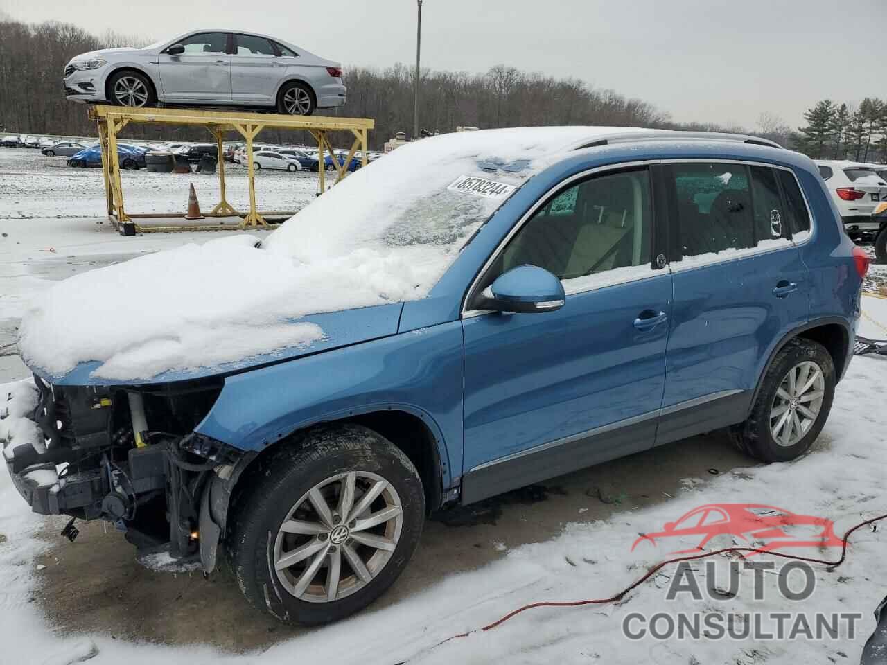 VOLKSWAGEN TIGUAN 2017 - WVGRV7AX5HK015554