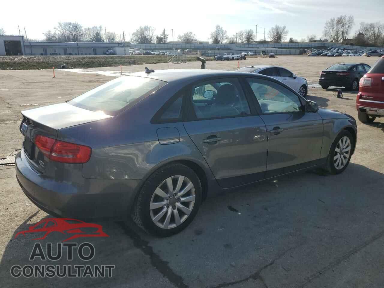 AUDI A4 2013 - WAUDFAFL5DN012979