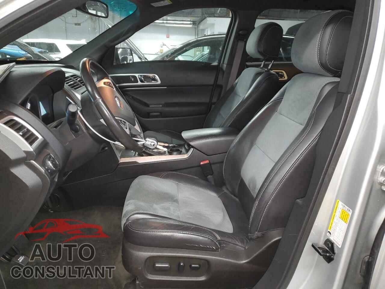 FORD EXPLORER 2015 - 1FM5K7D82FGB57825