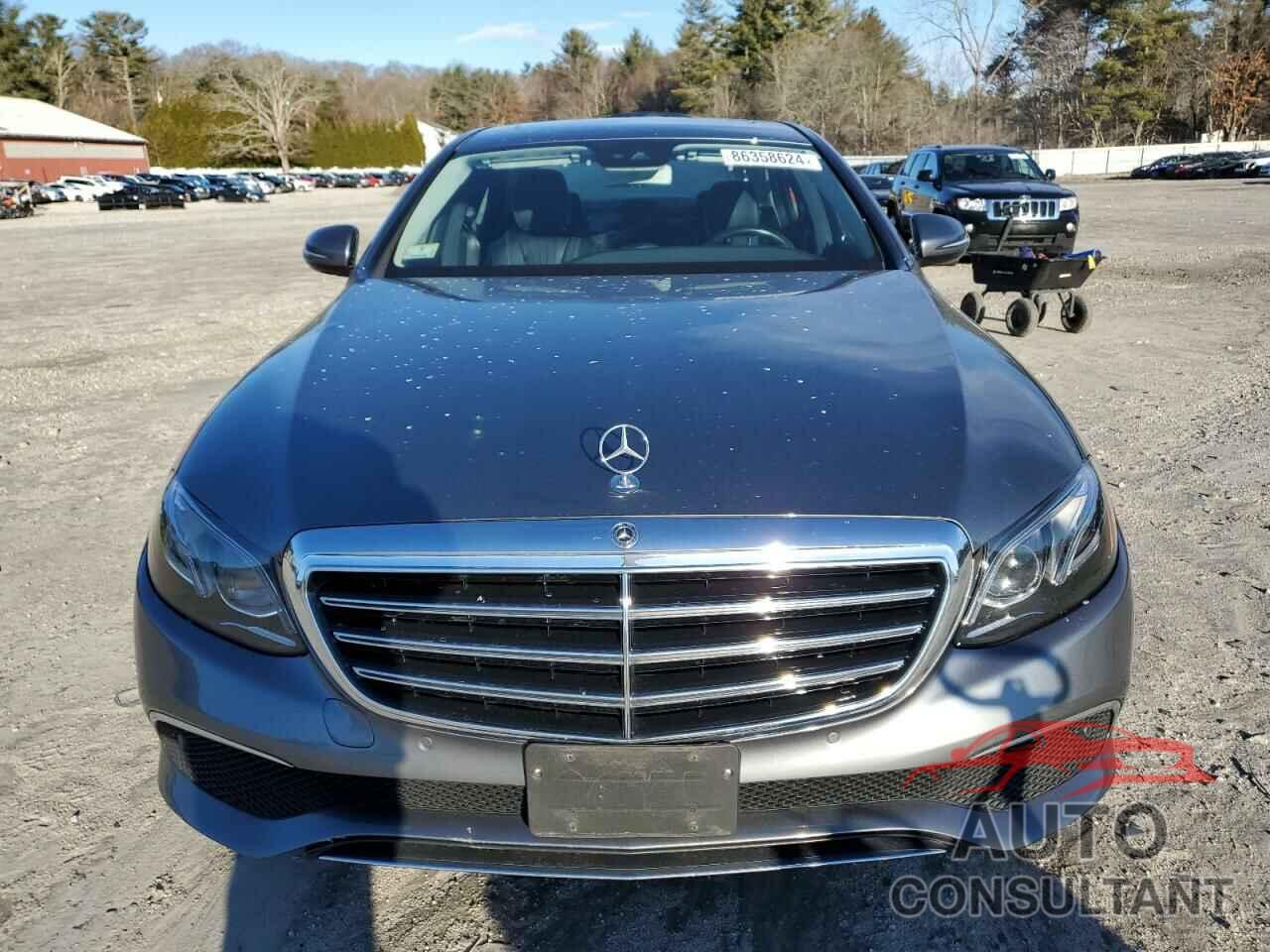 MERCEDES-BENZ E-CLASS 2018 - WDDZF4KB3JA303707