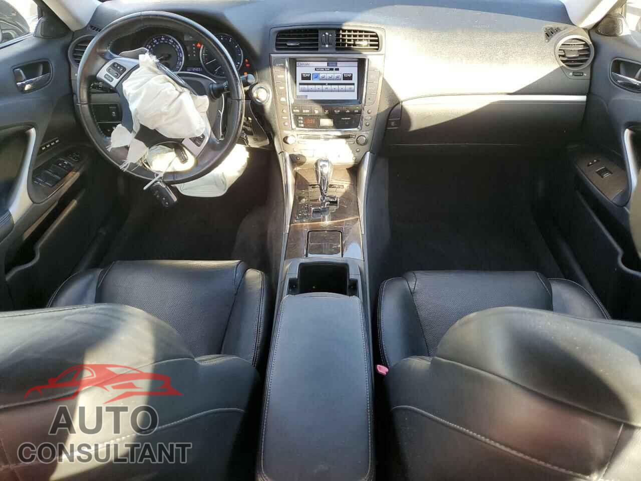 LEXUS IS 2012 - JTHCF5C23C5057417