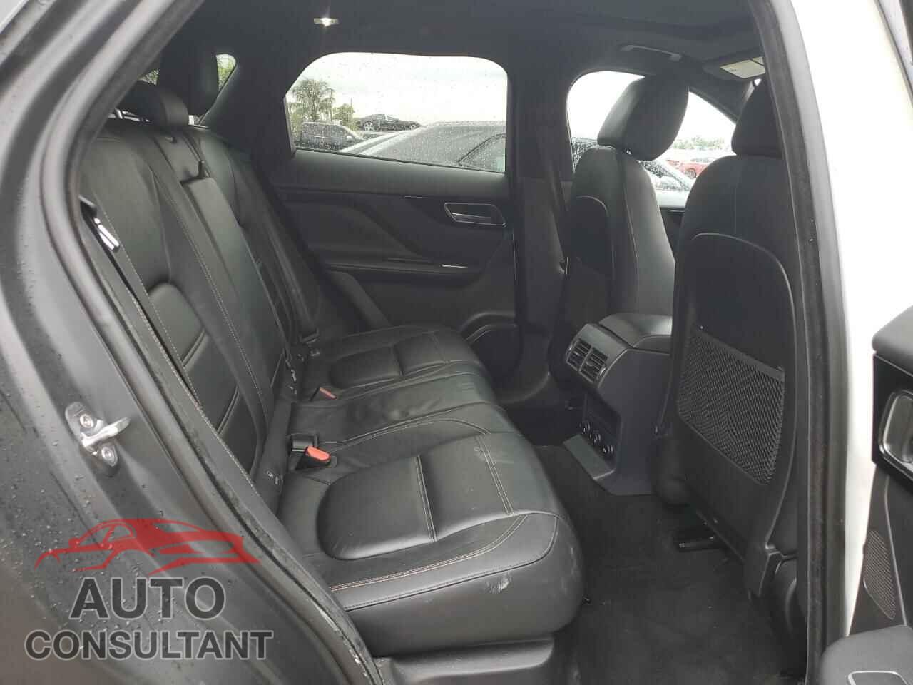 JAGUAR F-PACE 2017 - SADCK2BVXHA896703