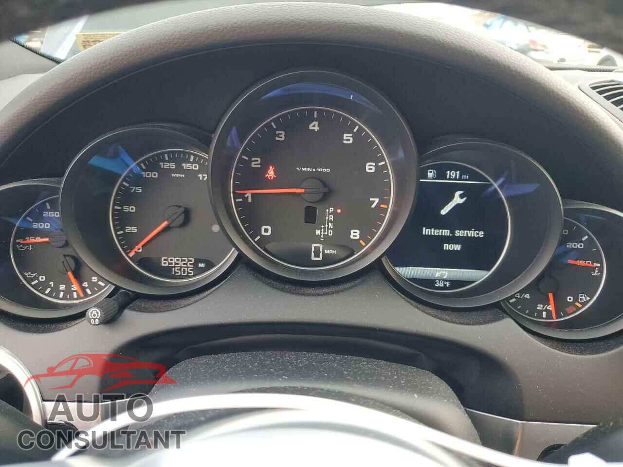 PORSCHE CAYENNE 2017 - WP1AA2A28HKA89215