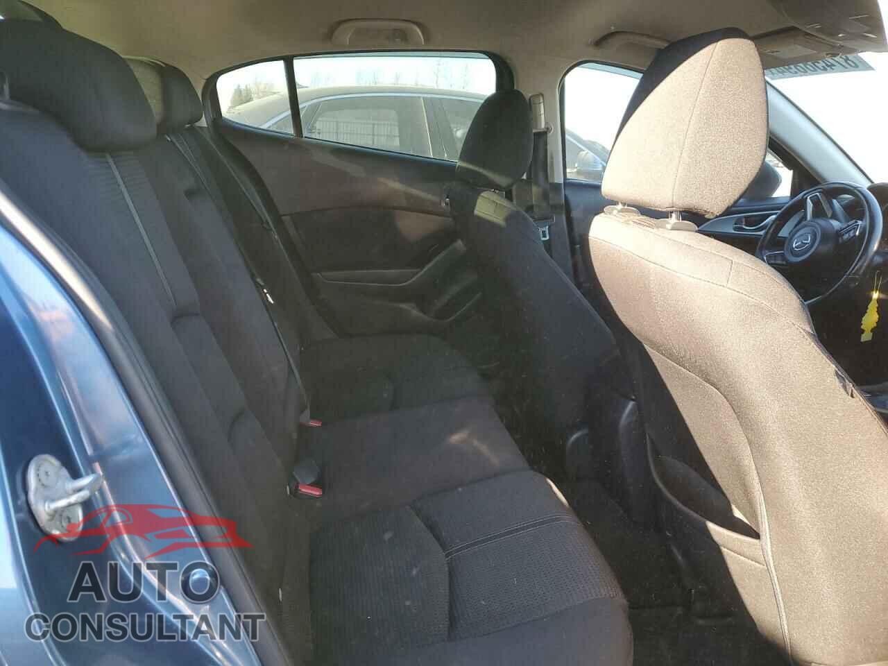 MAZDA 3 2017 - 3MZBN1L76HM132808
