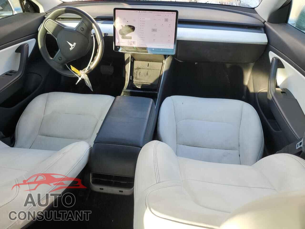 TESLA MODEL 3 2020 - 5YJ3E1EA2LF599009