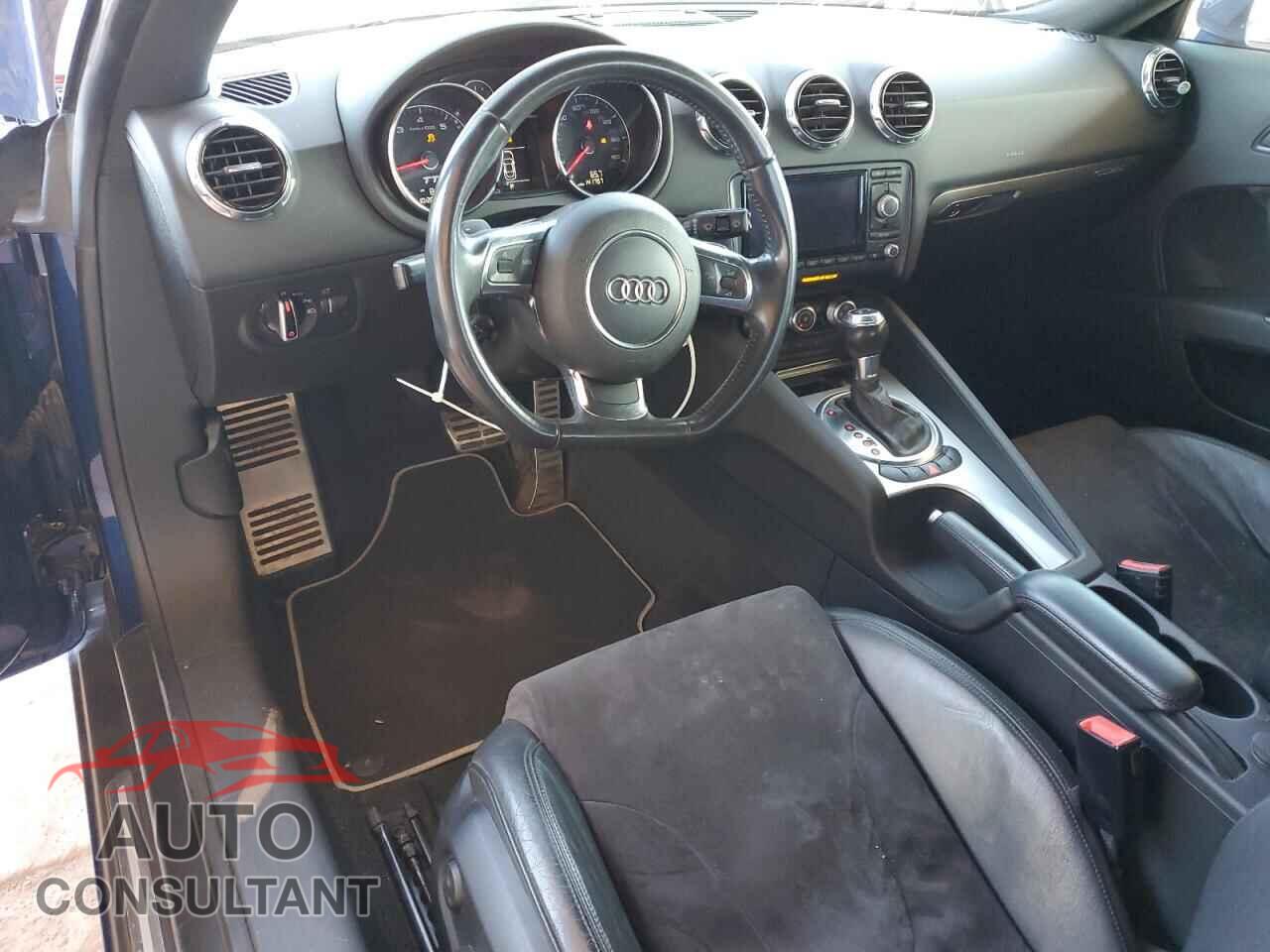 AUDI TT 2012 - TRUBFAFK8C1011595