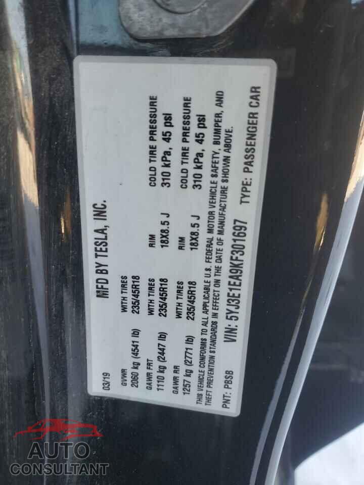 TESLA MODEL 3 2019 - 5YJ3E1EA9KF301697