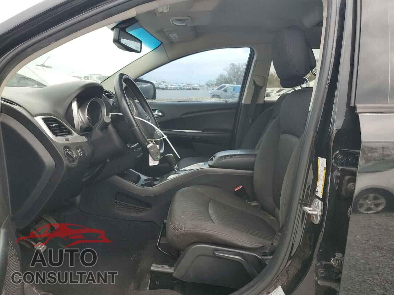 DODGE JOURNEY 2015 - 3C4PDCBB5FT708369