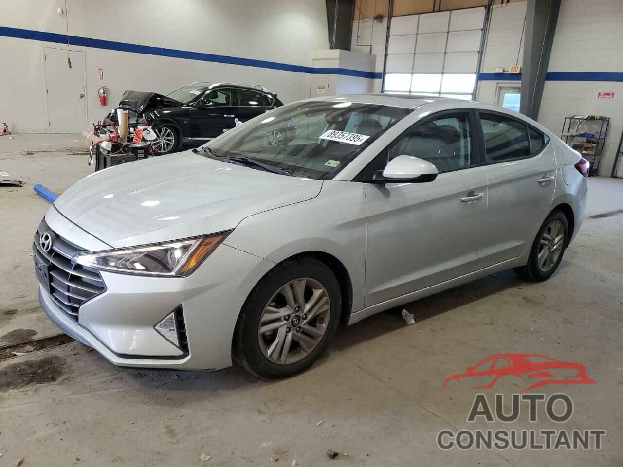 HYUNDAI ELANTRA 2019 - KMHD84LF2KU838636