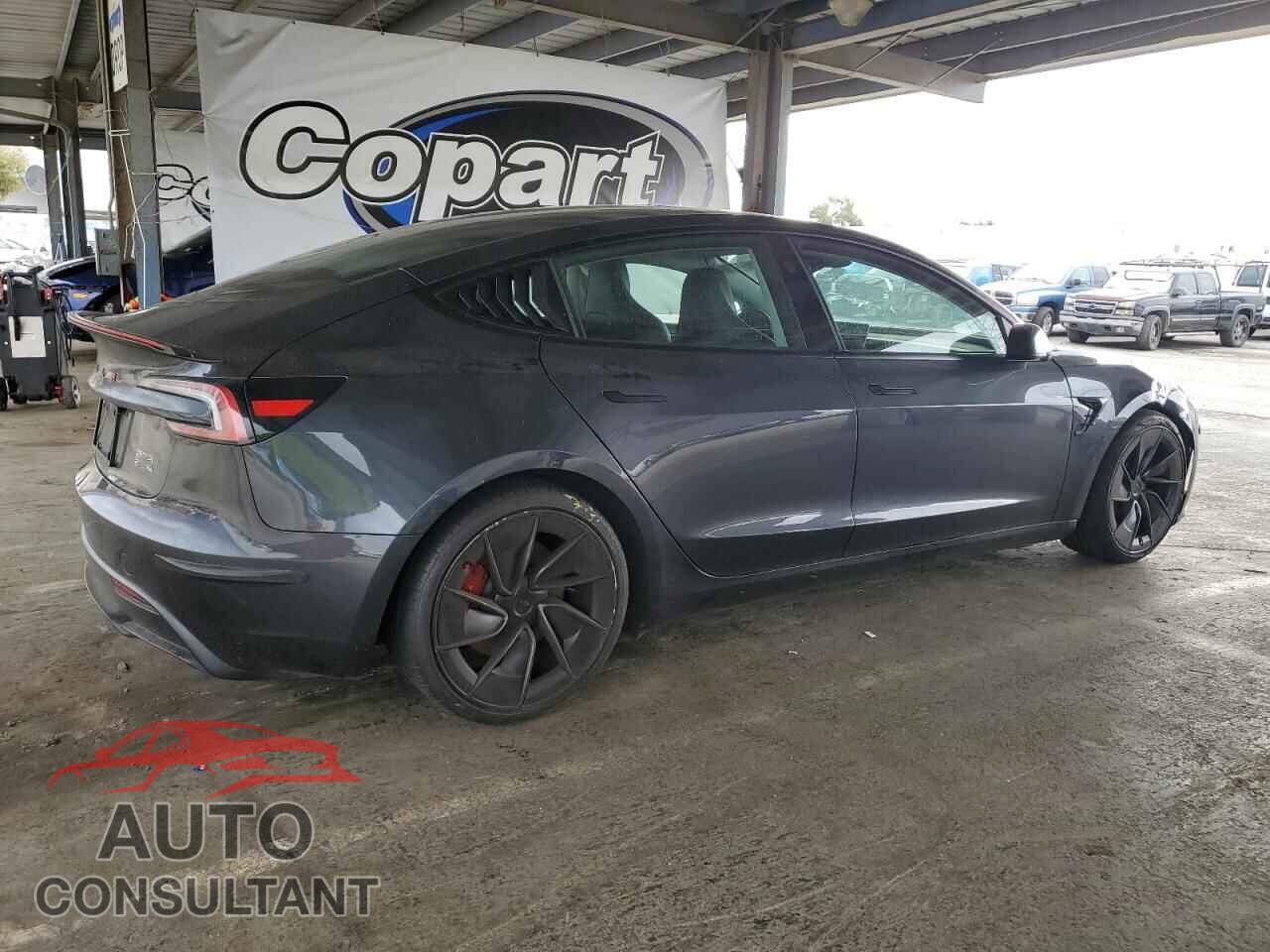 TESLA MODEL 3 2024 - 5YJ3E1ET3RF828131