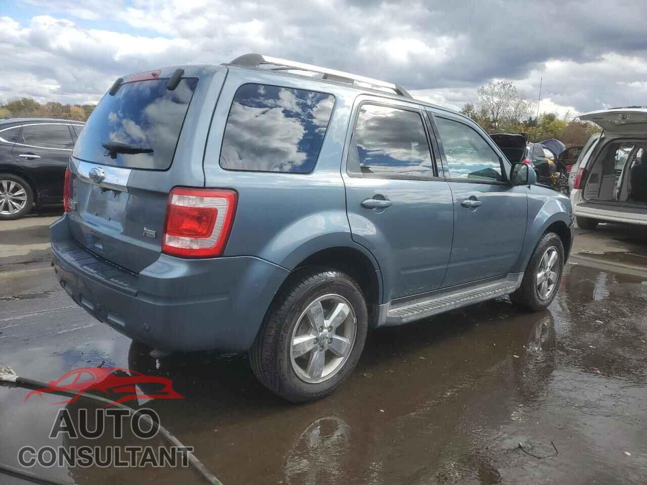 FORD ESCAPE 2010 - 1FMCU9EG5AKA03652