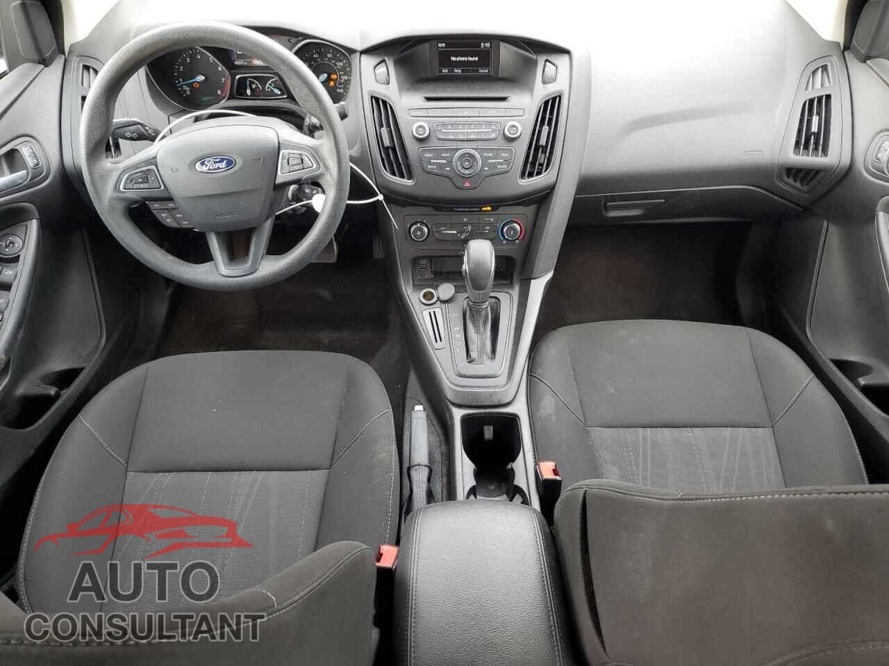 FORD FOCUS 2017 - 1FADP3F20HL330938