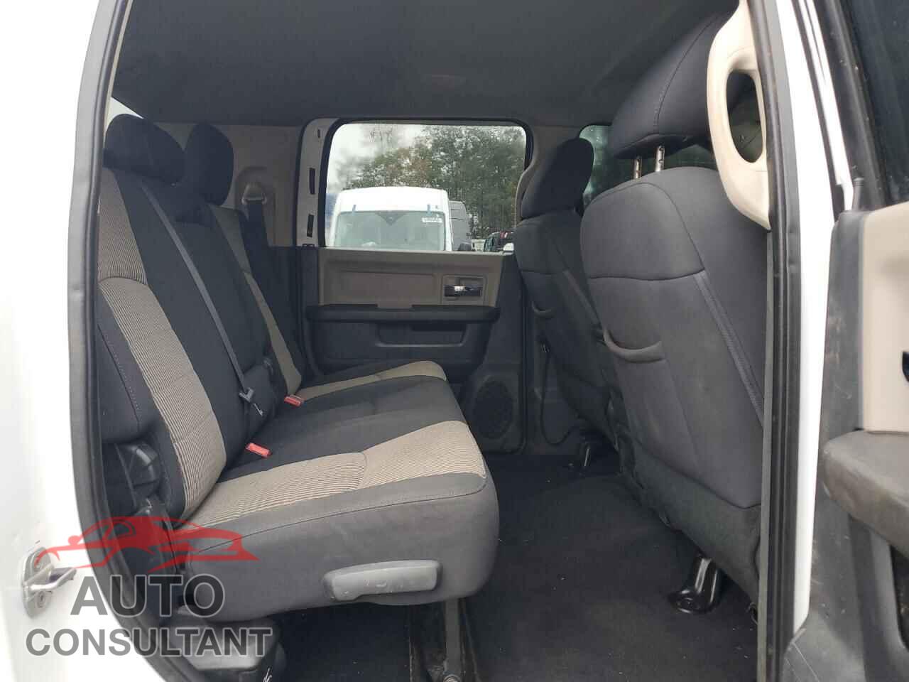 DODGE RAM 2500 2012 - 3C6UD5ML2CG260995
