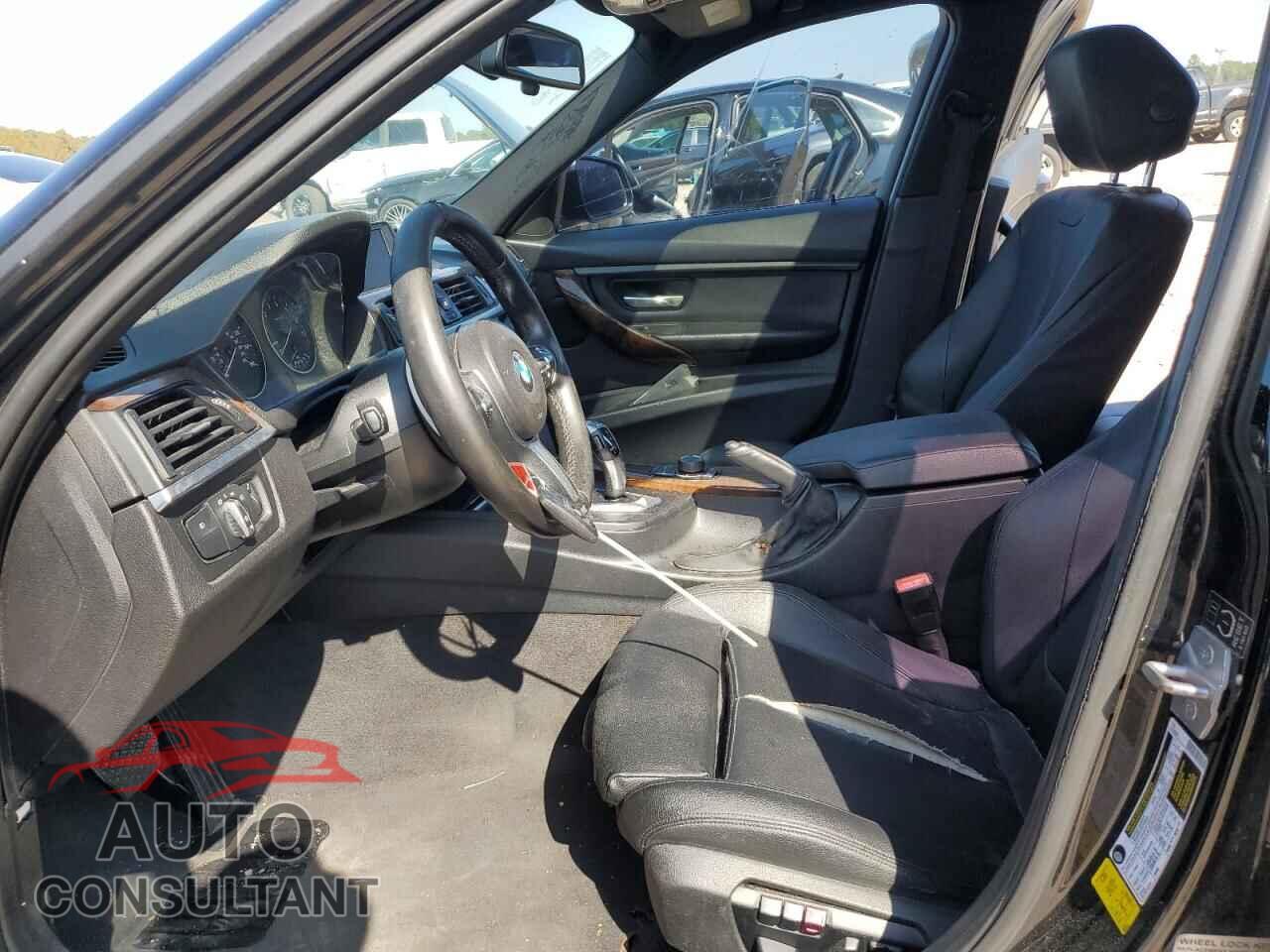 BMW 3 SERIES 2014 - WBA3B1G50ENS81237