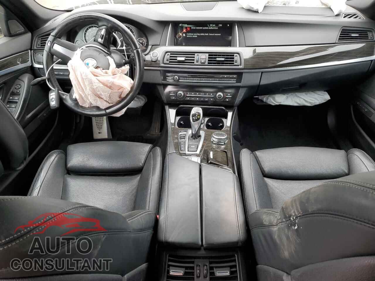 BMW 5 SERIES 2015 - WBA5B3C54FD546789