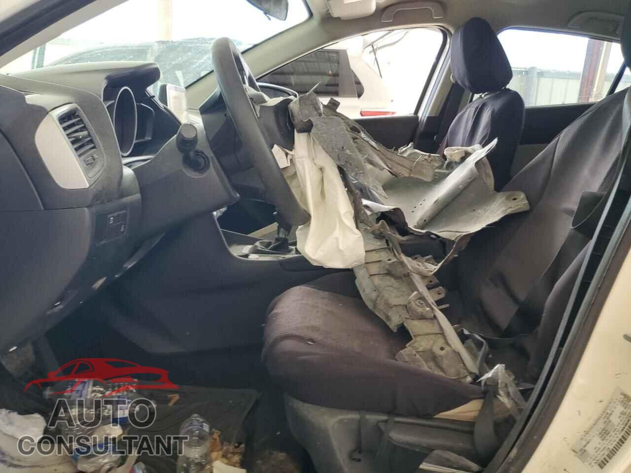 MAZDA 3 2017 - 3MZBN1U7XHM117646