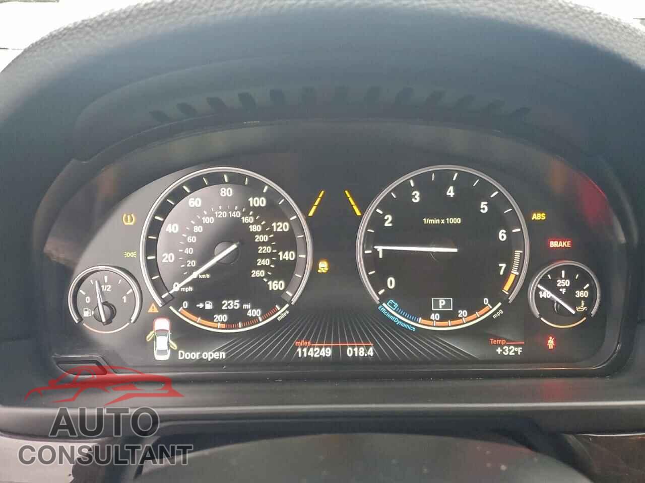BMW 5 SERIES 2014 - WBA5A5C51ED504318