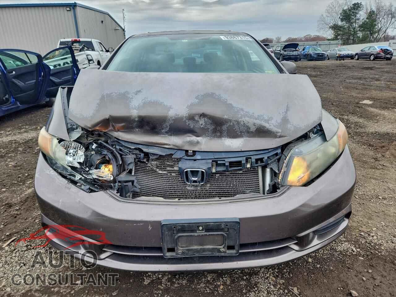 HONDA CIVIC 2012 - 2HGFB2F86CH517379