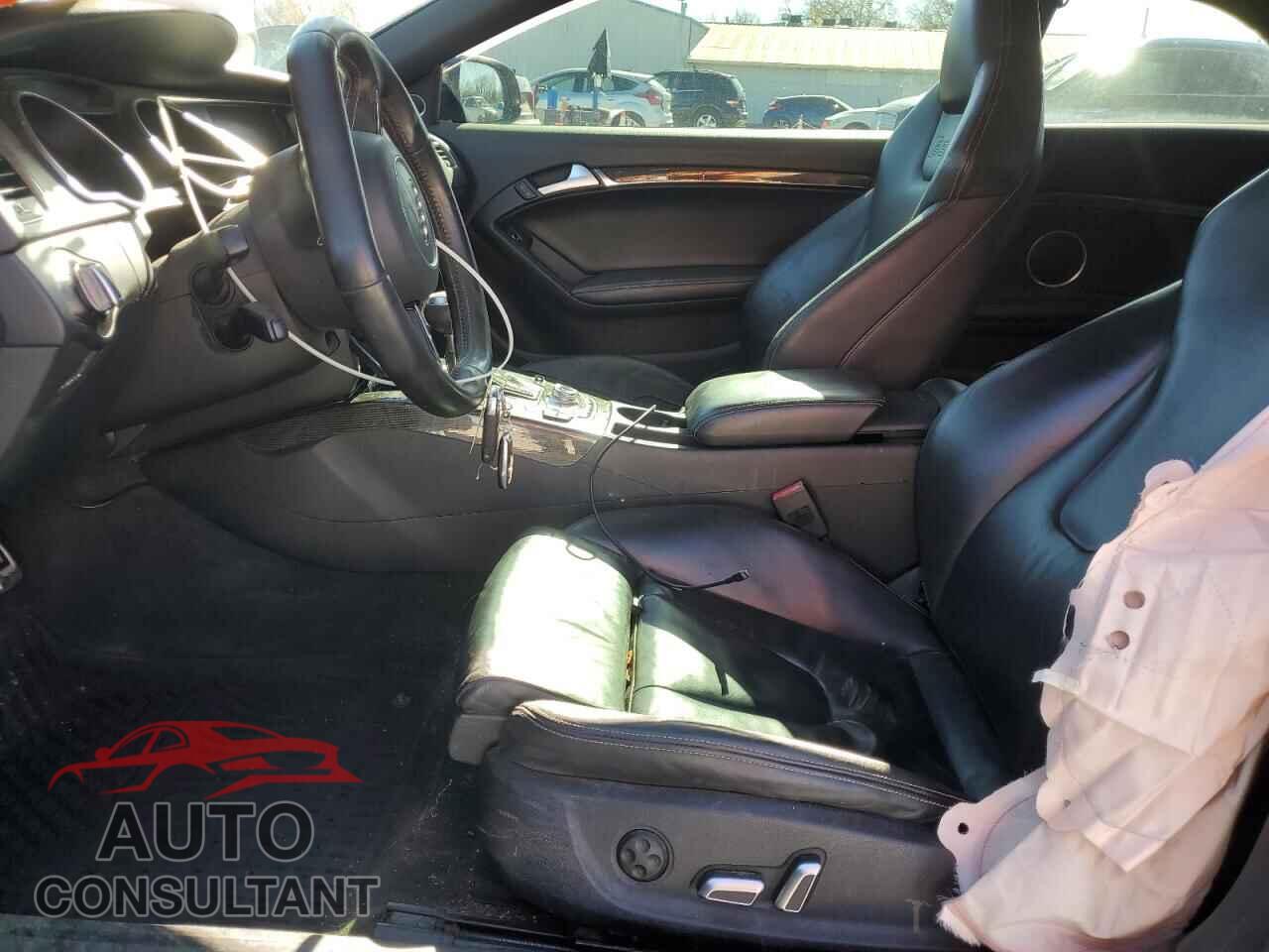 AUDI S5/RS5 2015 - WAUCGAFR5FA036660
