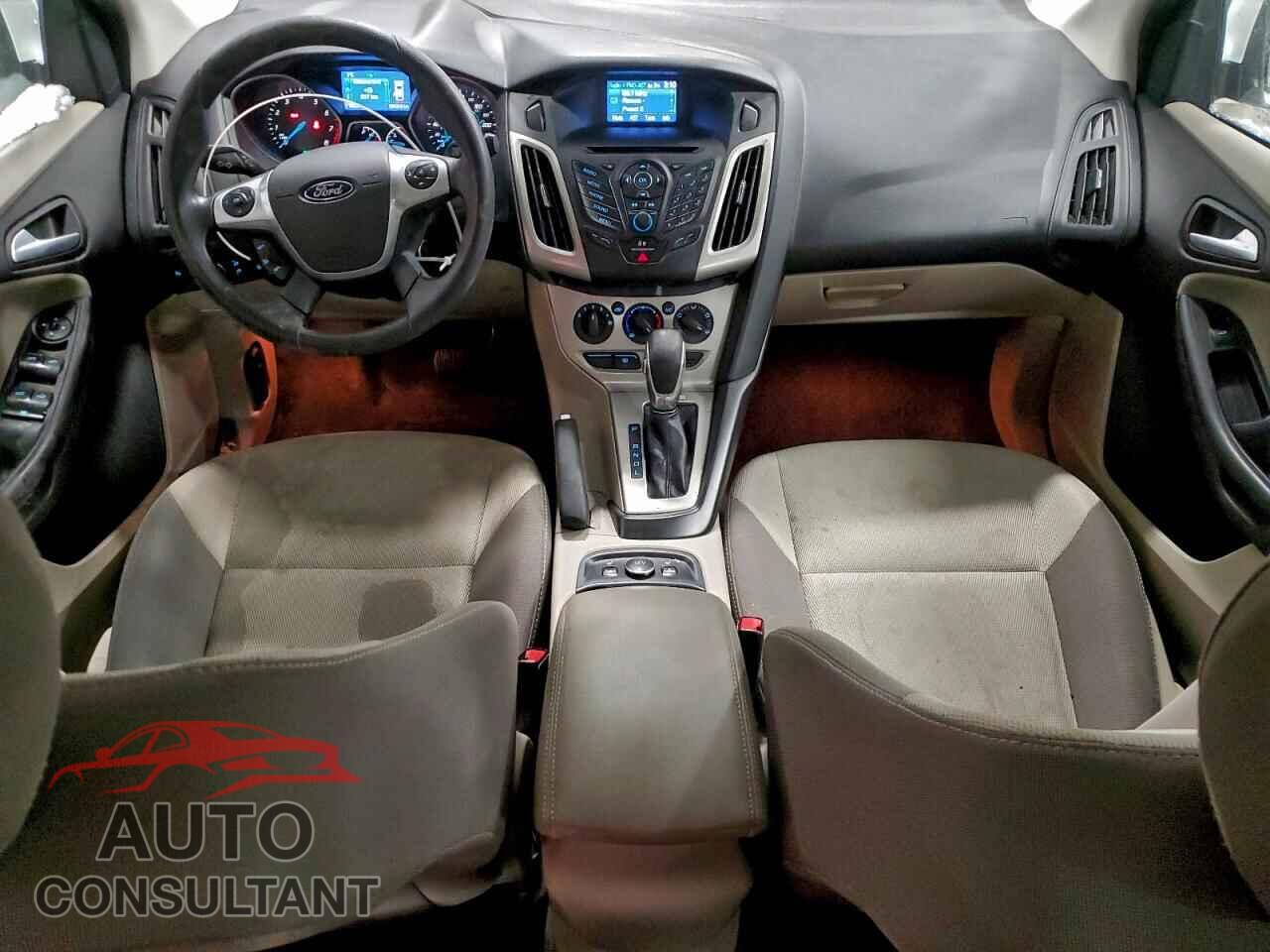 FORD FOCUS 2014 - 1FADP3F27EL239886