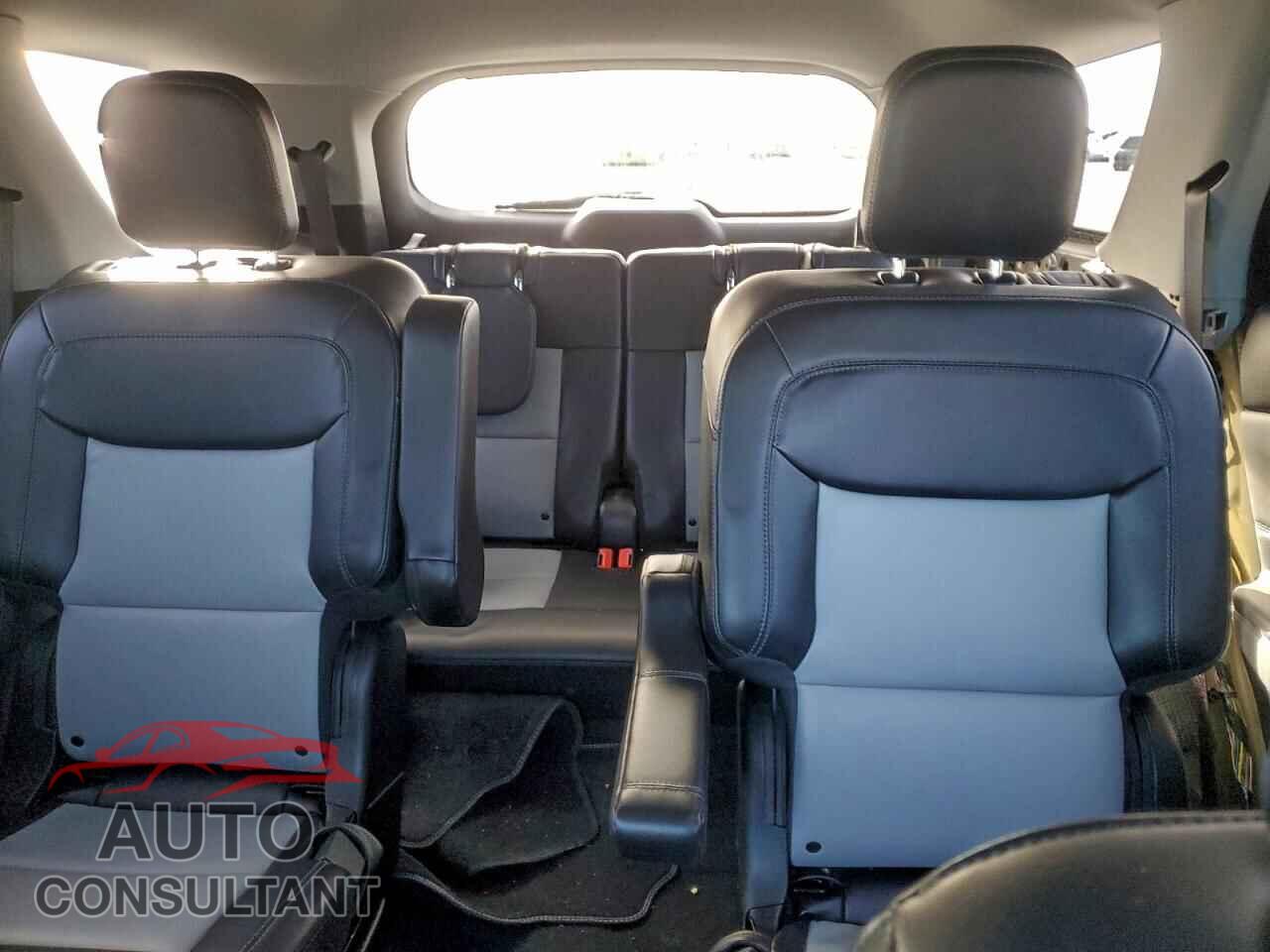 FORD EXPLORER 2023 - 1FMSK7DH1PGB66181