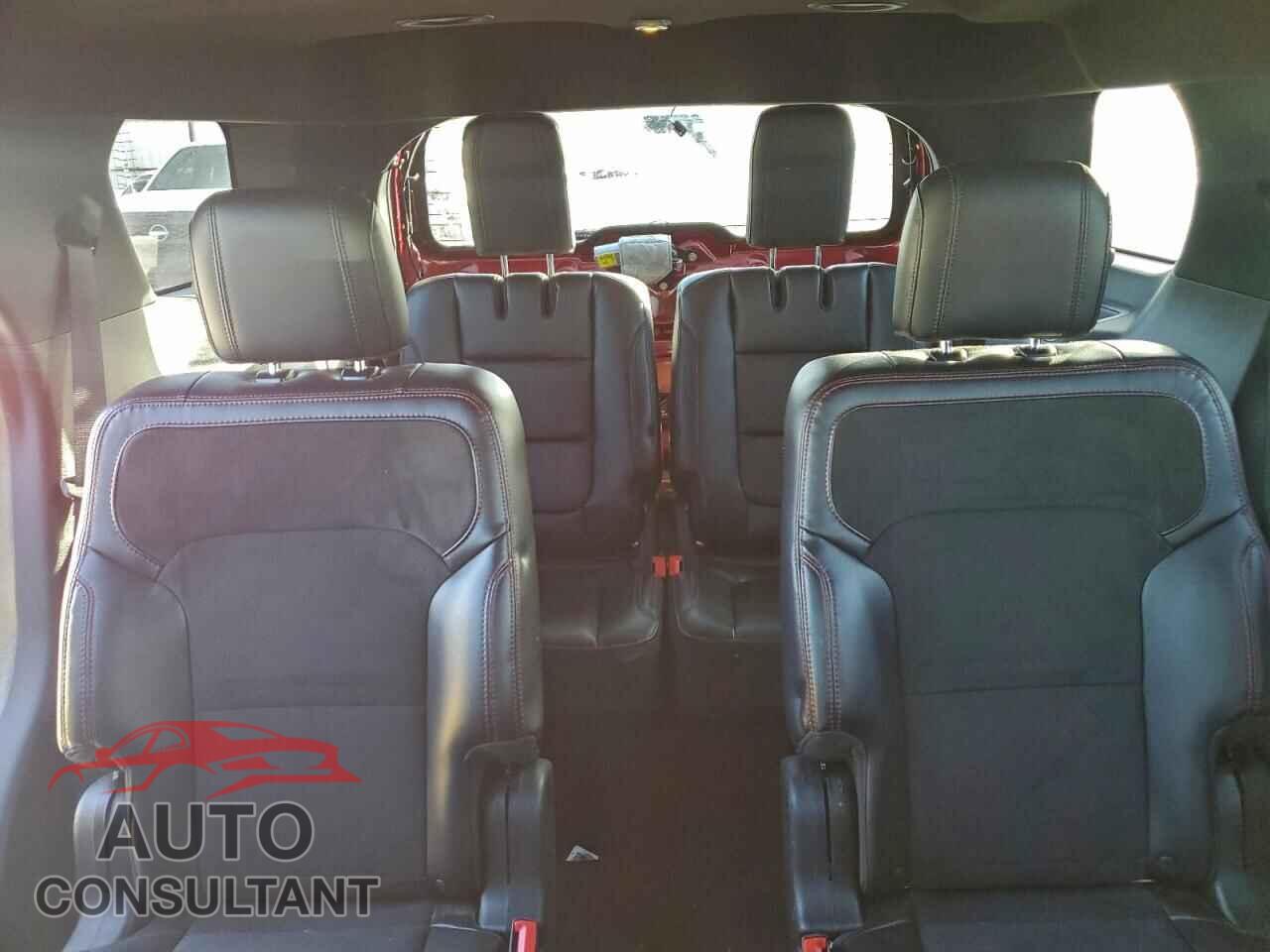 FORD EXPLORER 2018 - 1FM5K7D85JGB99169