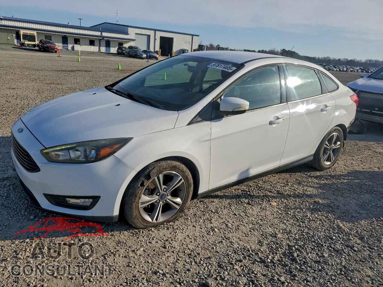 FORD FOCUS 2017 - 1FADP3FE0HL281752