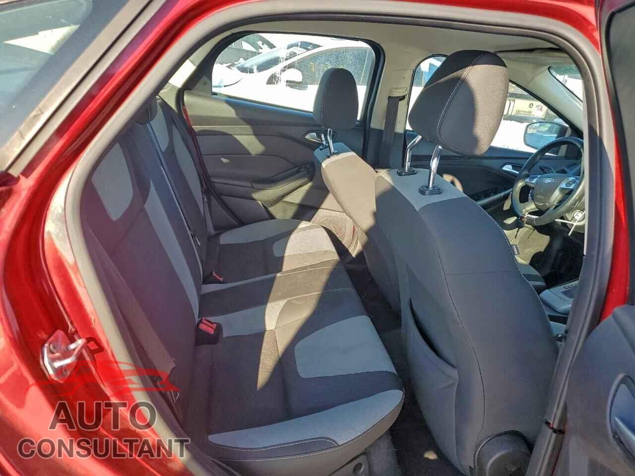 FORD FOCUS 2012 - 1FAHP3F21CL289391