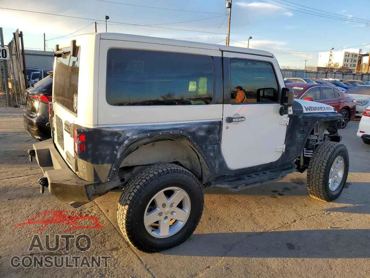 JEEP WRANGLER 2011 - 1J4AA2D16BL536673