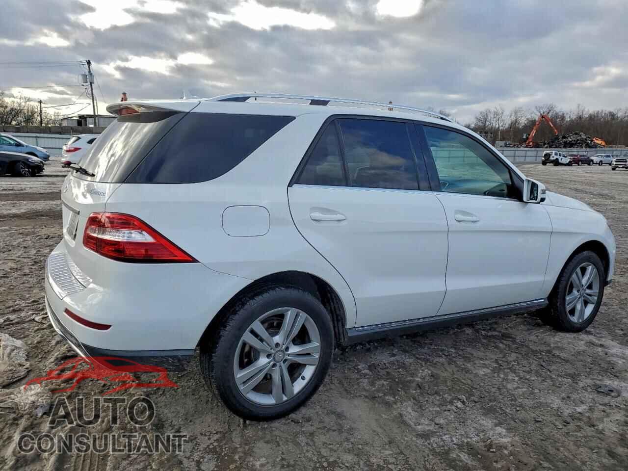 MERCEDES-BENZ M-CLASS 2015 - 4JGDA5HB4FA489356