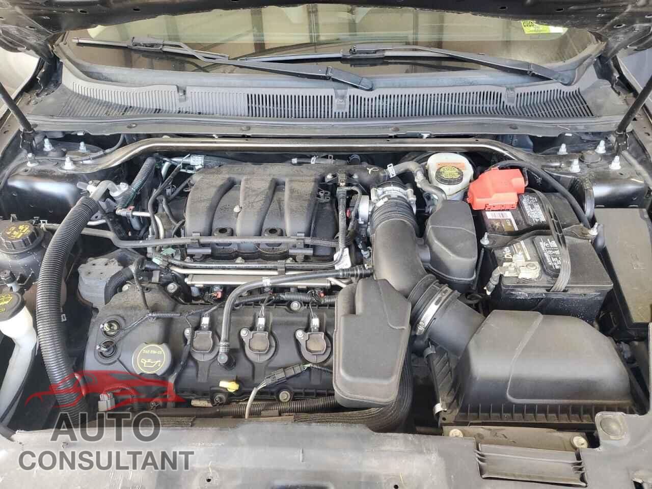 FORD TAURUS 2017 - 1FAHP2D83HG106736