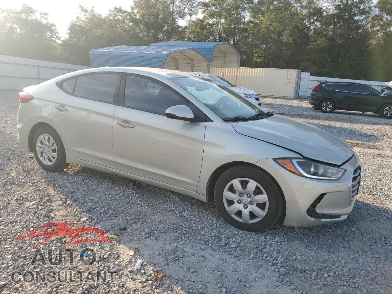 HYUNDAI ELANTRA 2017 - 5NPD74LF9HH152149