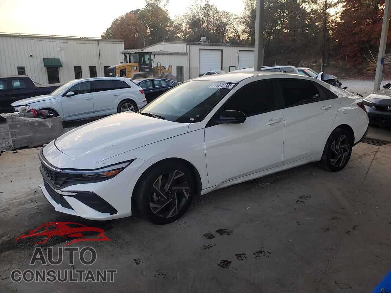 HYUNDAI ELANTRA 2025 - KMHLM4DG3SU925072