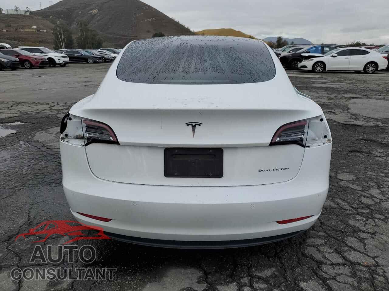 TESLA MODEL 3 2021 - 5YJ3E1EBXMF936164