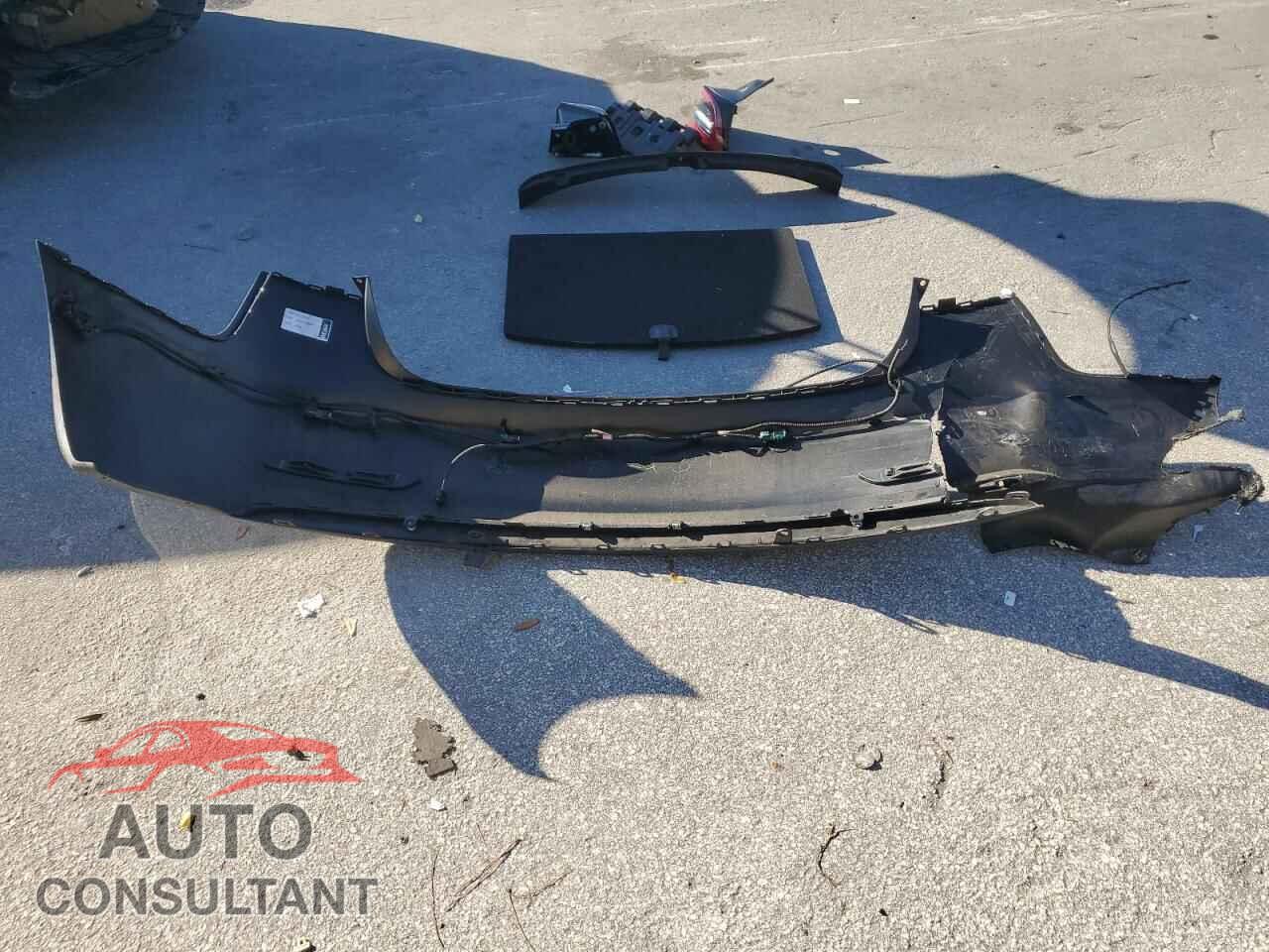 TESLA MODEL 3 2018 - 5YJ3E1EB2JF070620