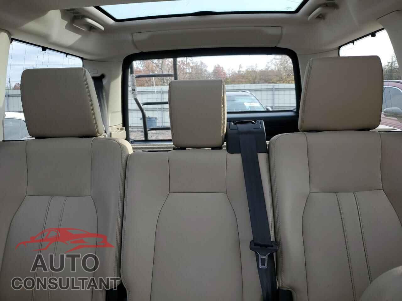 LAND ROVER LR4 2015 - SALAG2V60FA762216