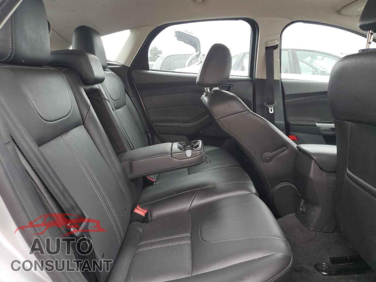 FORD FOCUS 2014 - 1FADP3K26EL124685