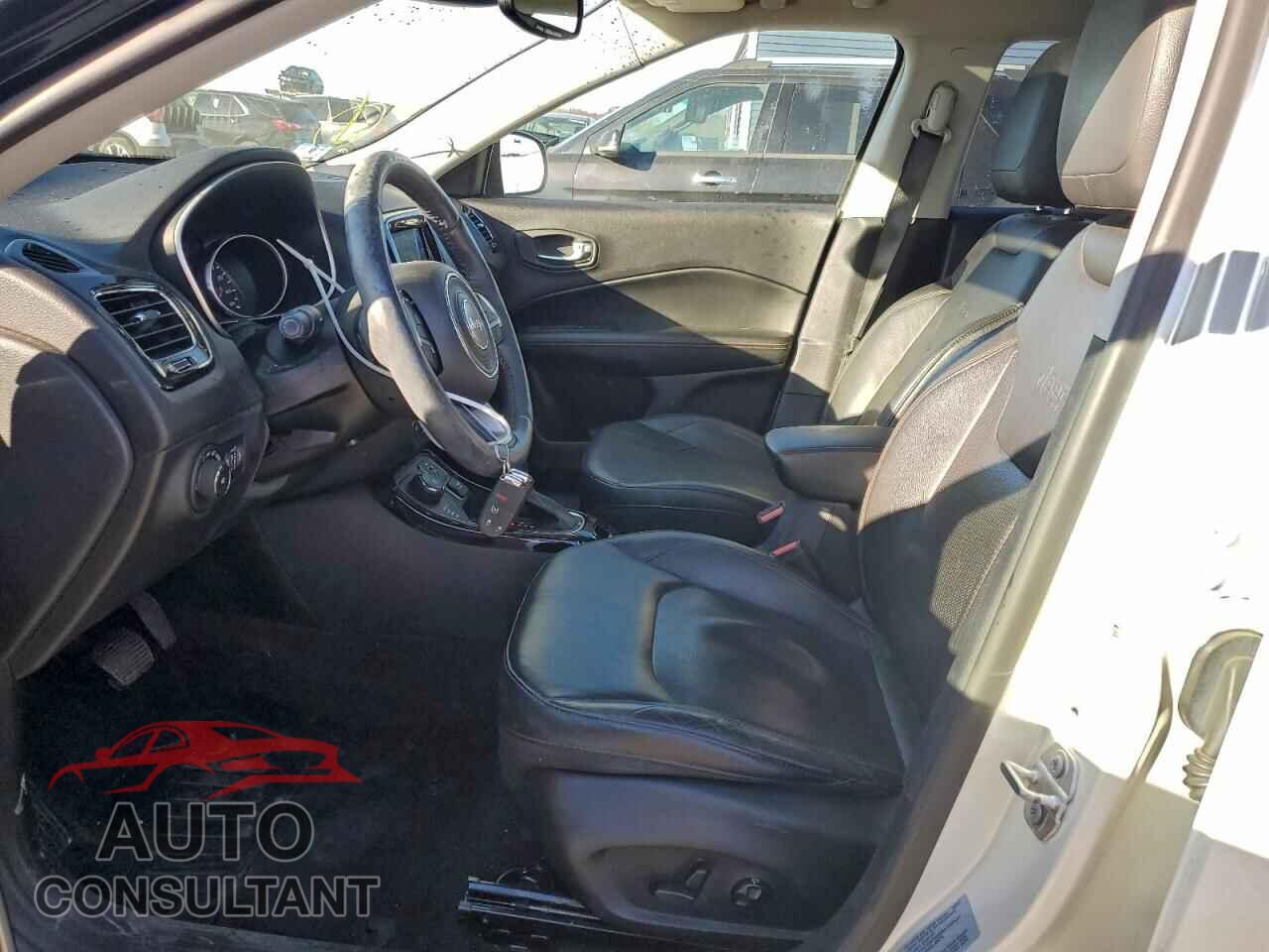 JEEP COMPASS 2017 - 3C4NJDCB1HT688791