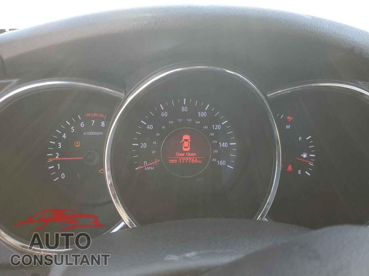 KIA OPTIMA 2011 - KNAGN4A77B5063814