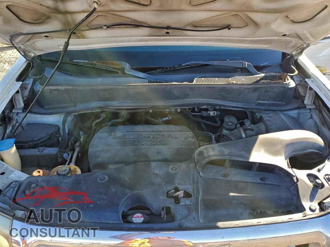 HONDA PILOT 2011 - 5FNYF3H98BB013931