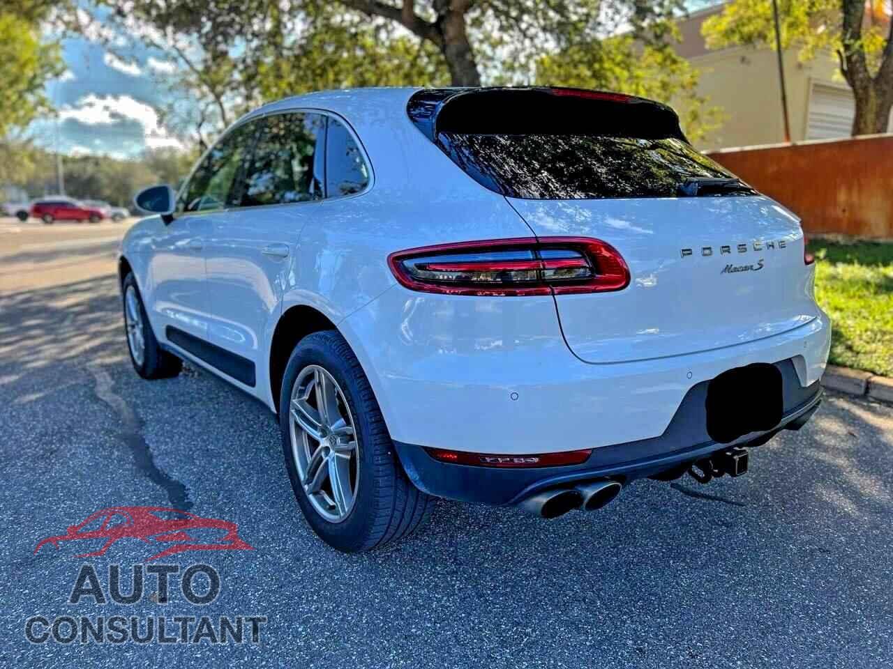 PORSCHE MACAN 2016 - WP1AB2A56GLB56328