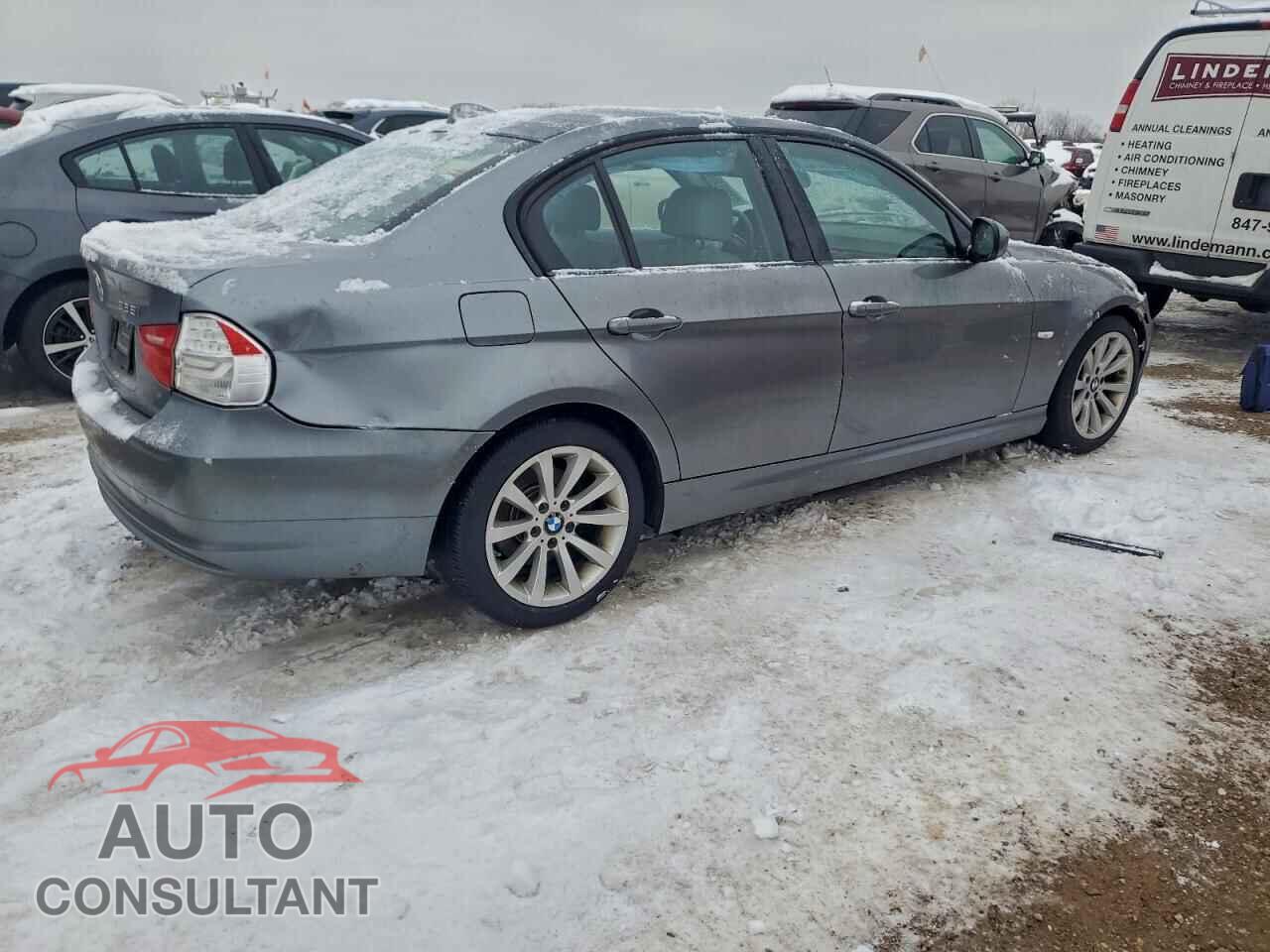 BMW 3 SERIES 2011 - WBAPH7G54BNN04555
