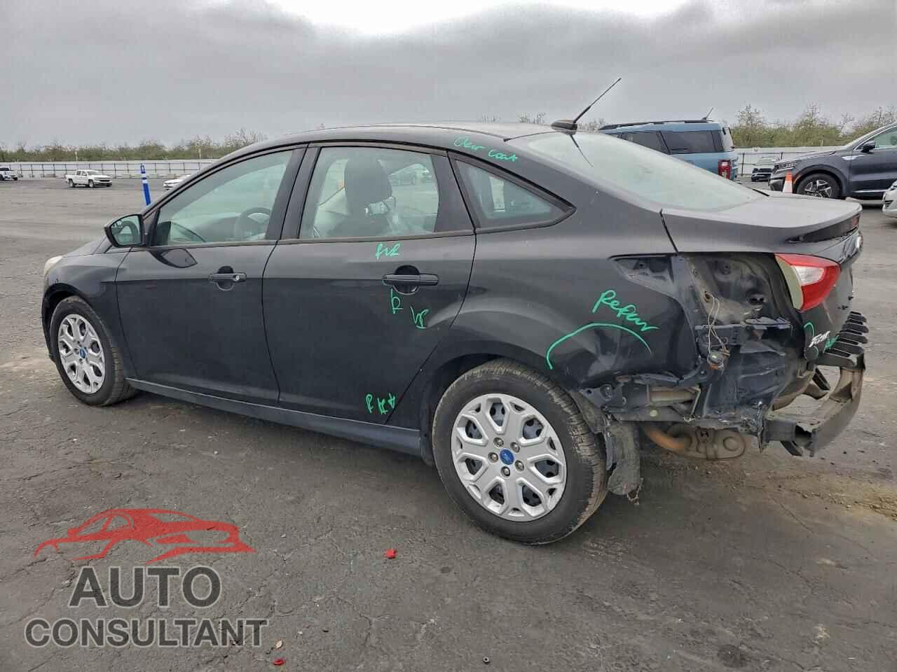 FORD FOCUS 2012 - 1FAHP3F25CL274117