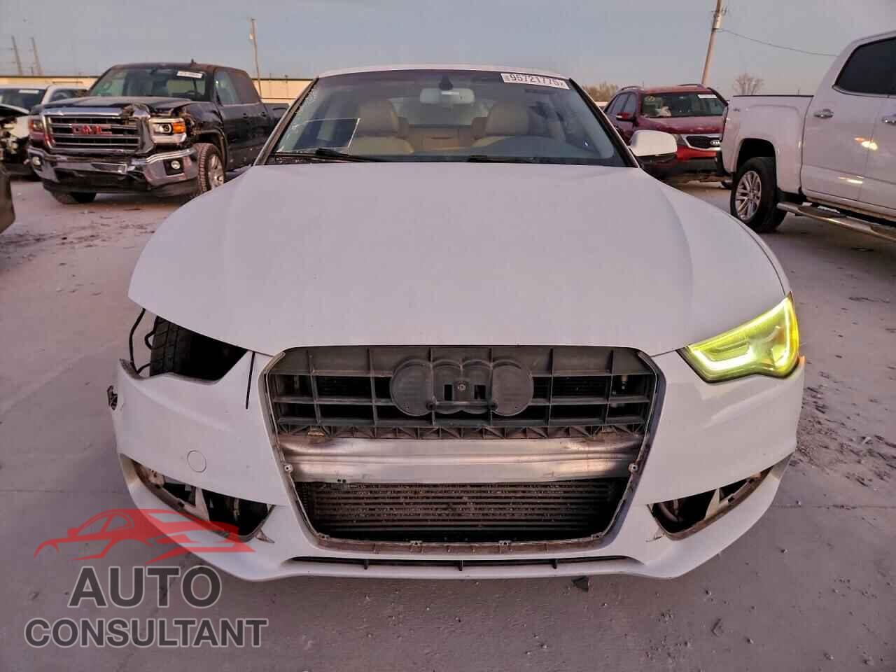 AUDI A5 2013 - WAULFAFR5DA059372