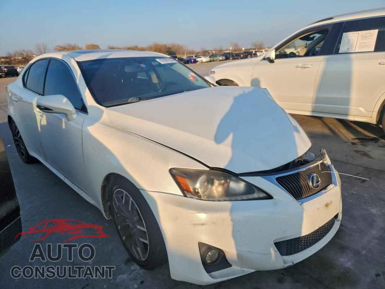 LEXUS IS 2011 - JTHBF5C29B5142255