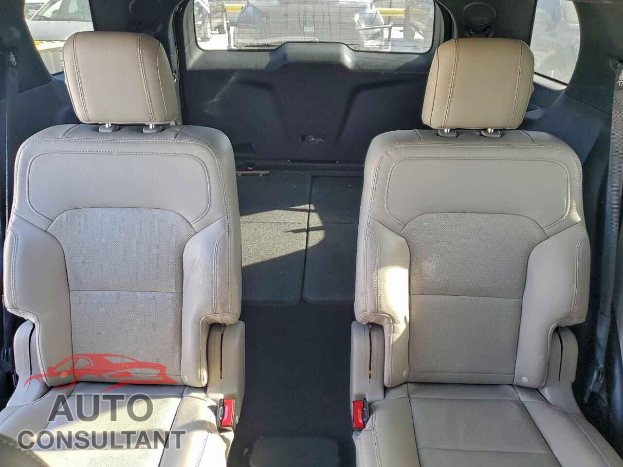 FORD EXPLORER 2018 - 1FM5K7F88JGB88728