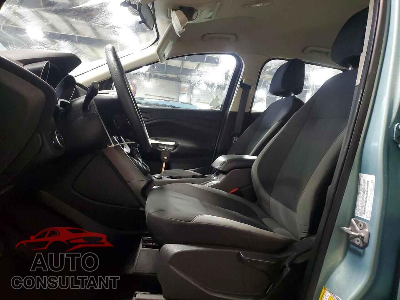 FORD ESCAPE 2013 - 1FMCU0F77DUA84530