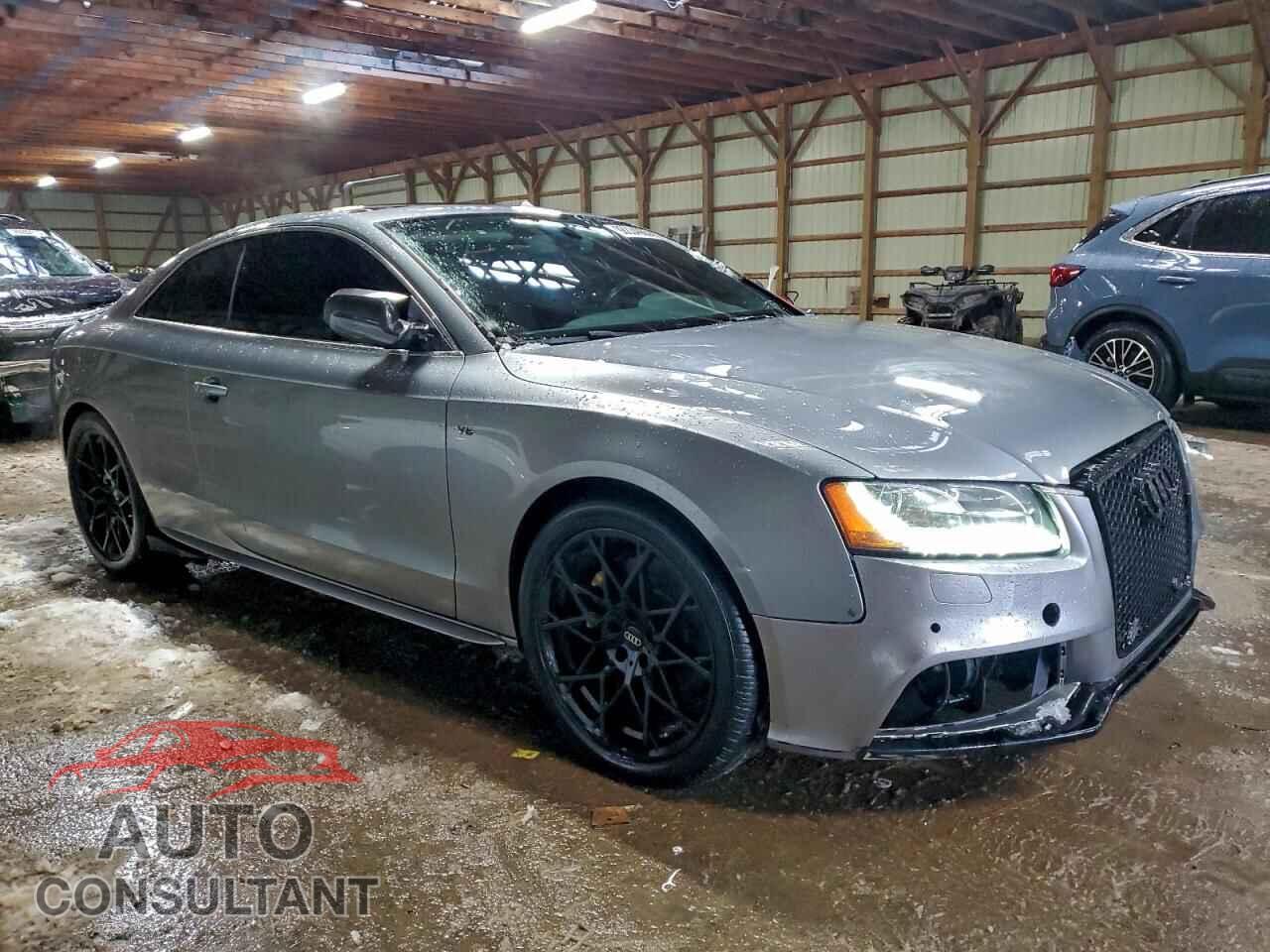 AUDI S5/RS5 2010 - WAUCVBFR8AA010090