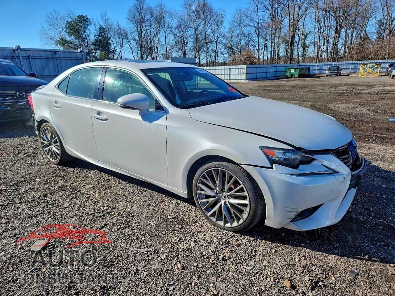 LEXUS IS 2015 - JTHCF1D27F5020334