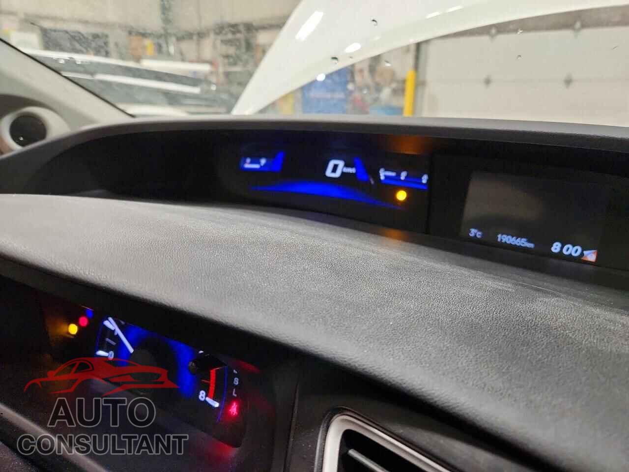 HONDA CIVIC 2015 - 2HGFB2F59FH008042
